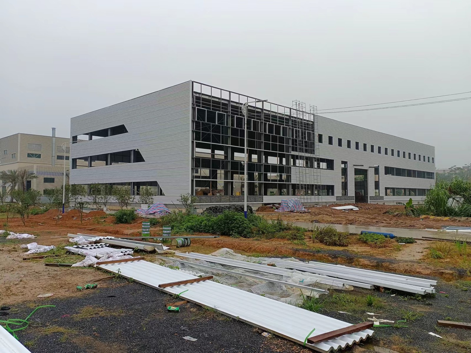 广东骏钱实业有限公司二号生产厂房项目  建筑面积：2340平方米